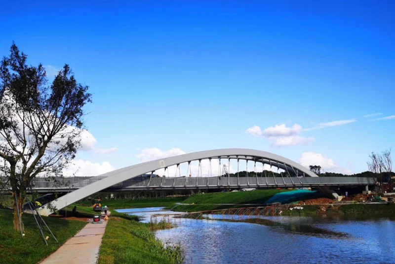 স্টিল আর্চ ব্রিজ